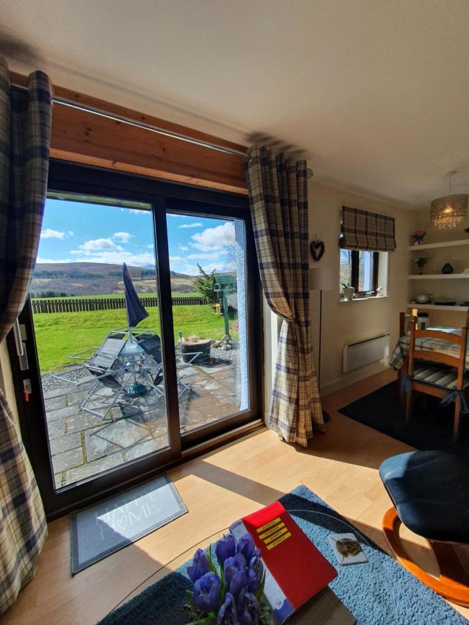Lindas Retreats Self Catering Accommodation 1 Bedroom Cottage Or 3 Bedroom House Tomintoul Luaran gambar