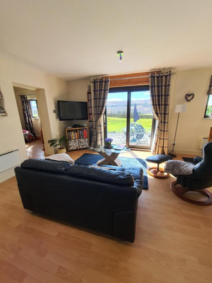 Lindas Retreats Self Catering Accommodation 1 Bedroom Cottage Or 3 Bedroom House Tomintoul Luaran gambar