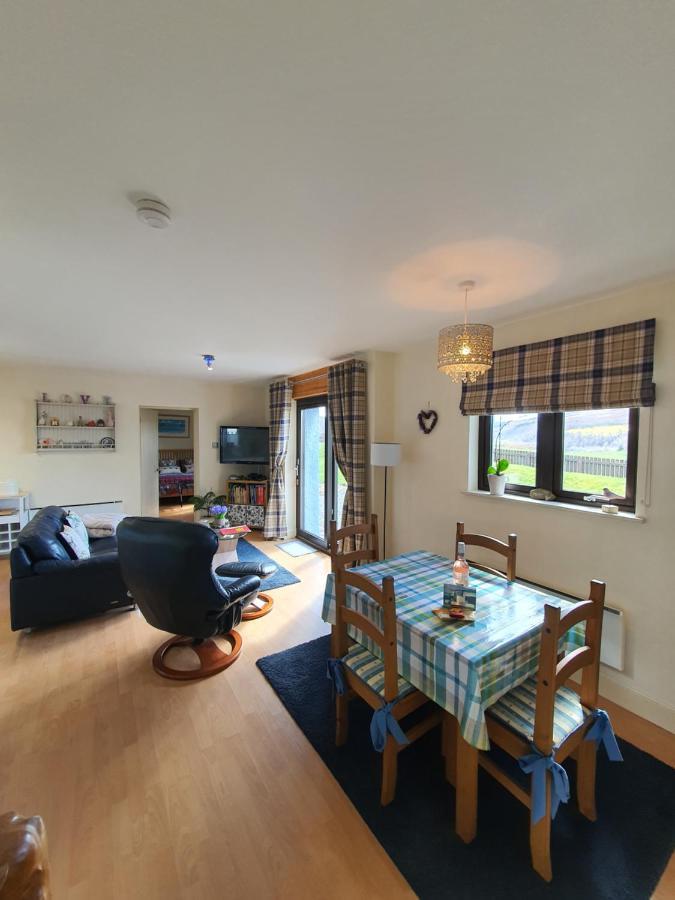 Lindas Retreats Self Catering Accommodation 1 Bedroom Cottage Or 3 Bedroom House Tomintoul Luaran gambar